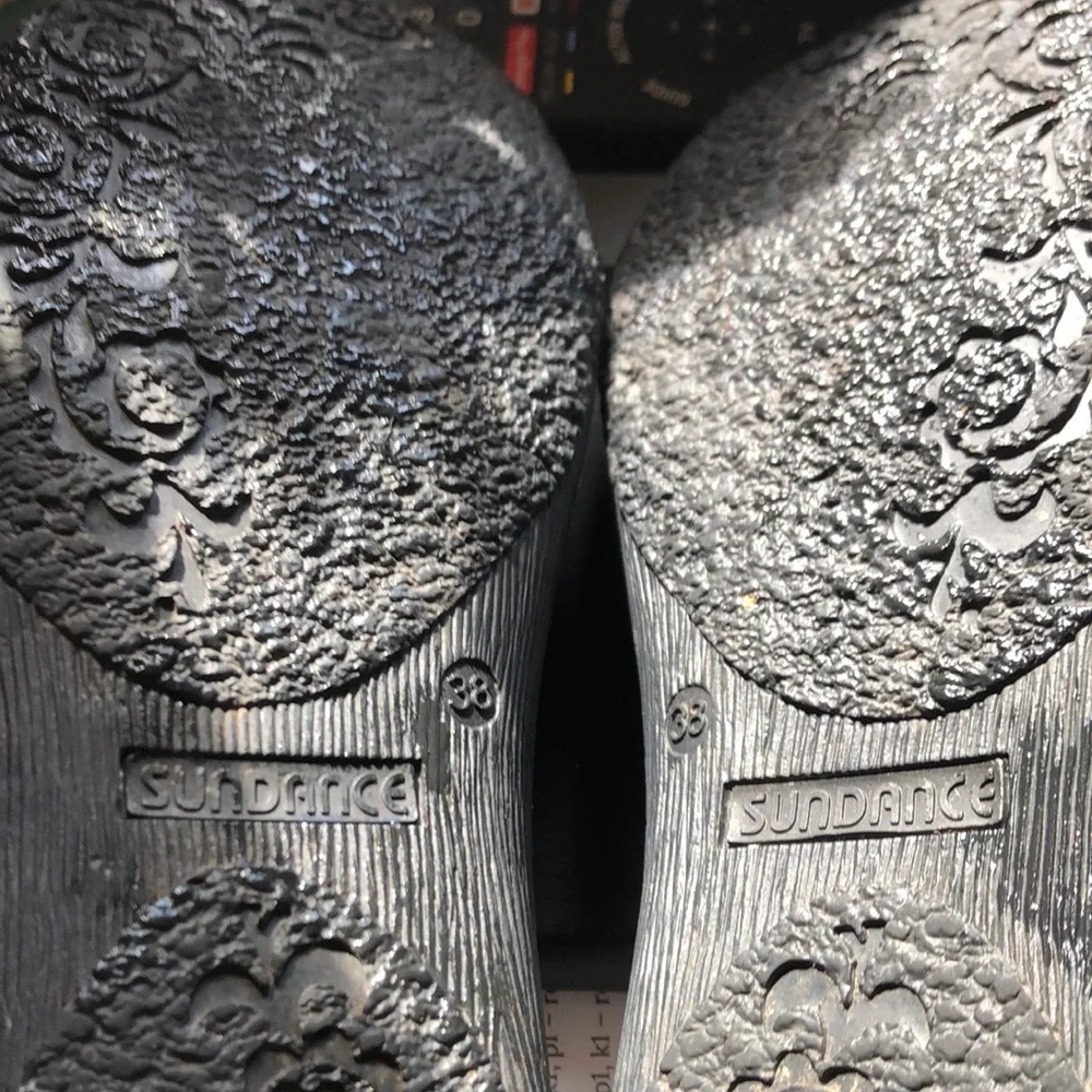 Sundance Blooms Women’s size 38 US size 7 Tan slip on Loafers - Picture 12 of 12